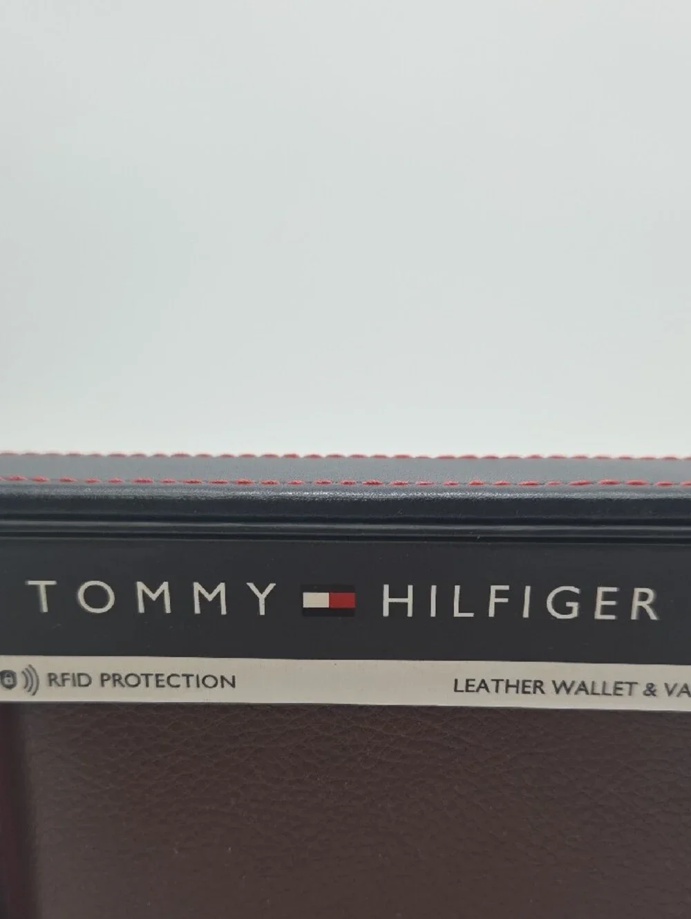Tommy Hilfiger Brown Leather Card Wallet with RFID Protection